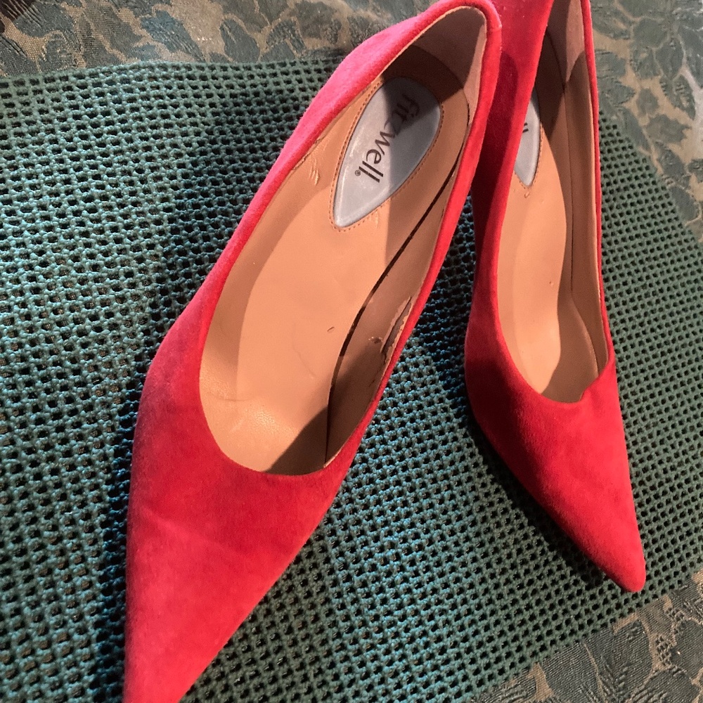 Fitzwell SZ 7 Medium Suede Pumps